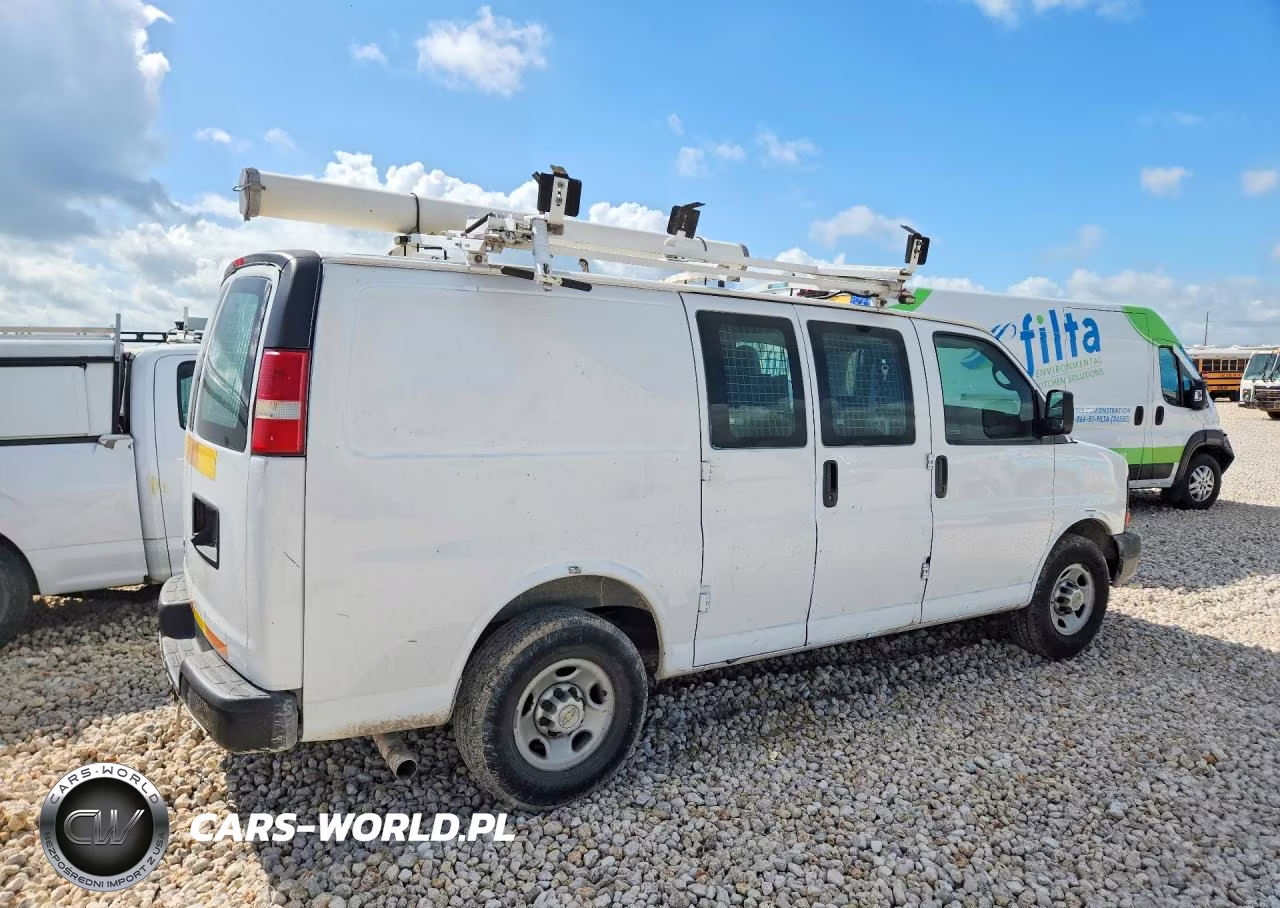 2013 Chevrolet Express G2500 VIN:1GCWGFCA9D1903227 - 3