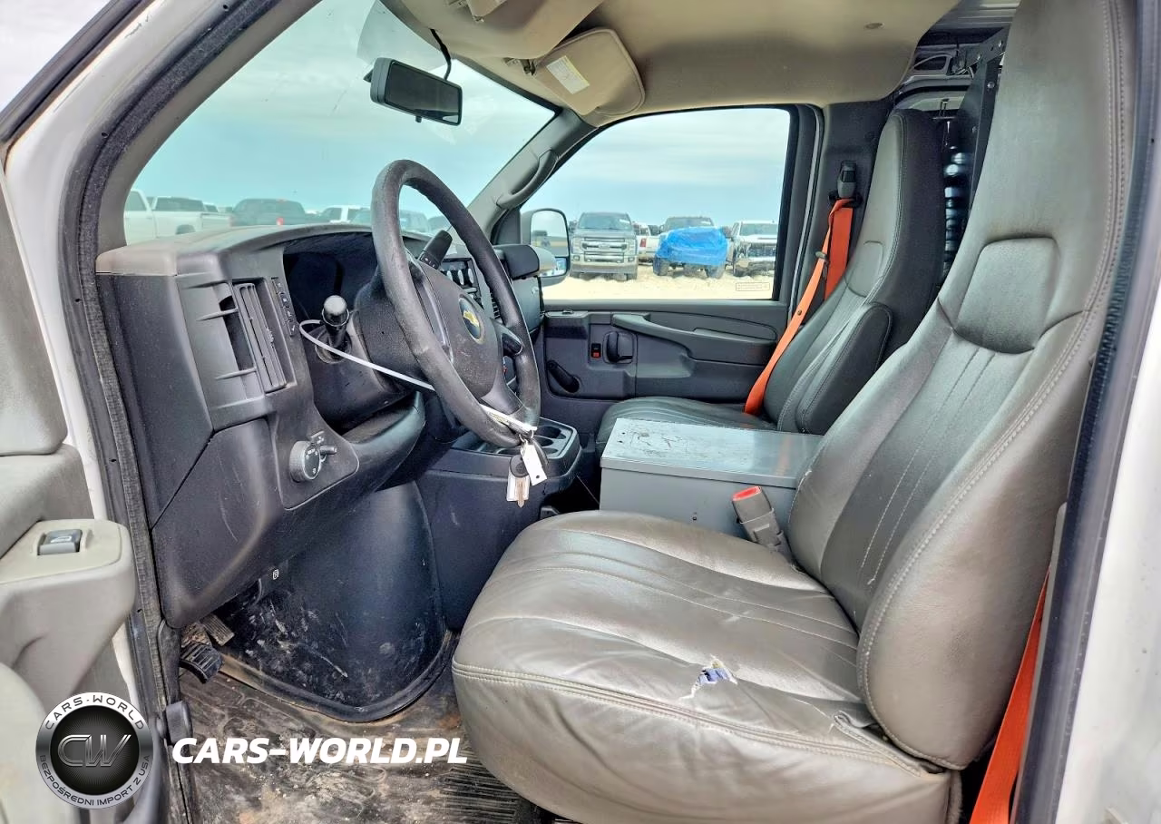 2013 Chevrolet Express G2500 VIN:1GCWGFCA9D1903227 - 7