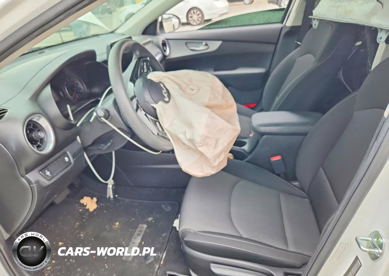 2023 Kia Forte Lxs VIN:3KPF24AD0PE508774 - 7