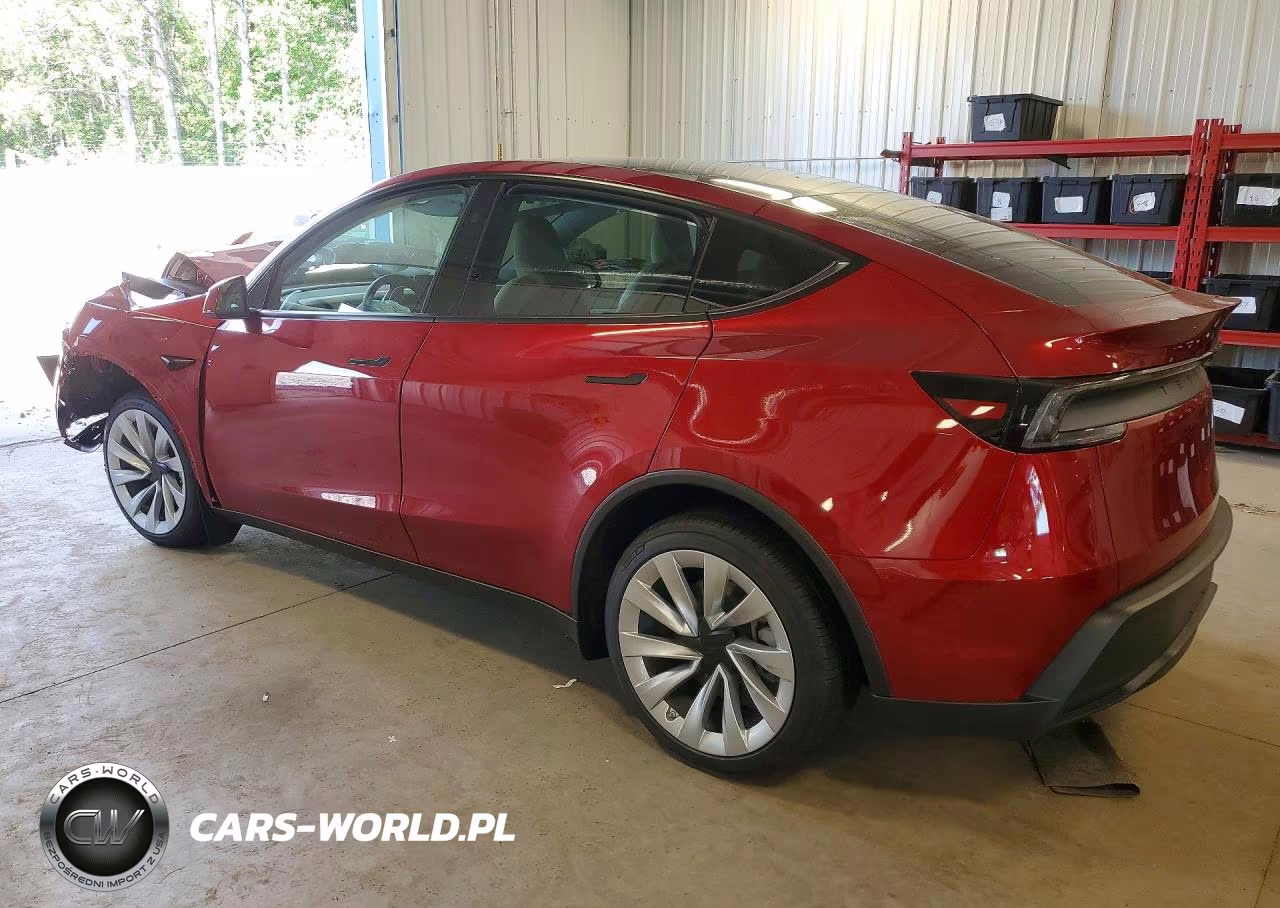 2026 Tesla Model Y VIN:7SAYGDED2TF558684 - 2