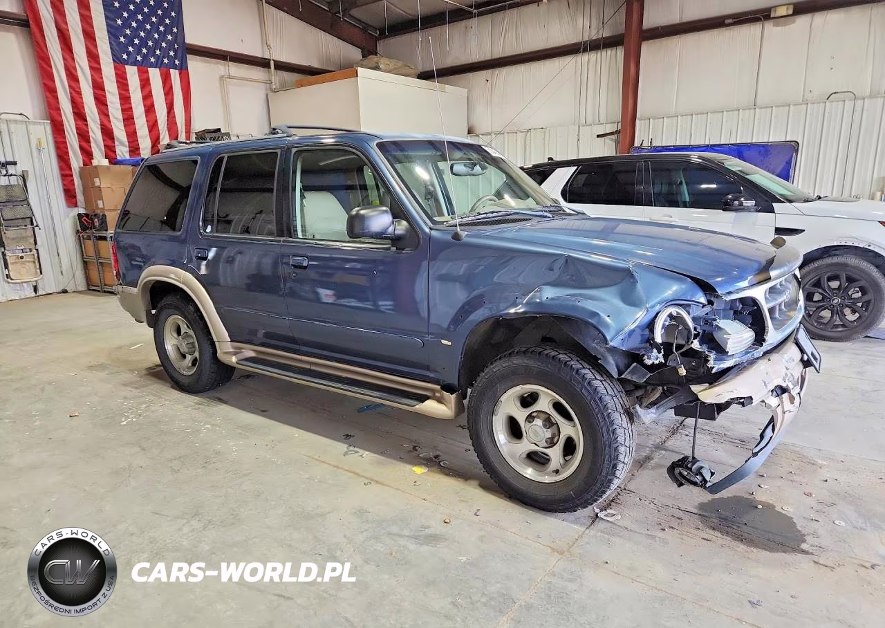 2000 Ford Explorer Eddie Bauer VIN:1FMZU74E3YZC20908 - 4
