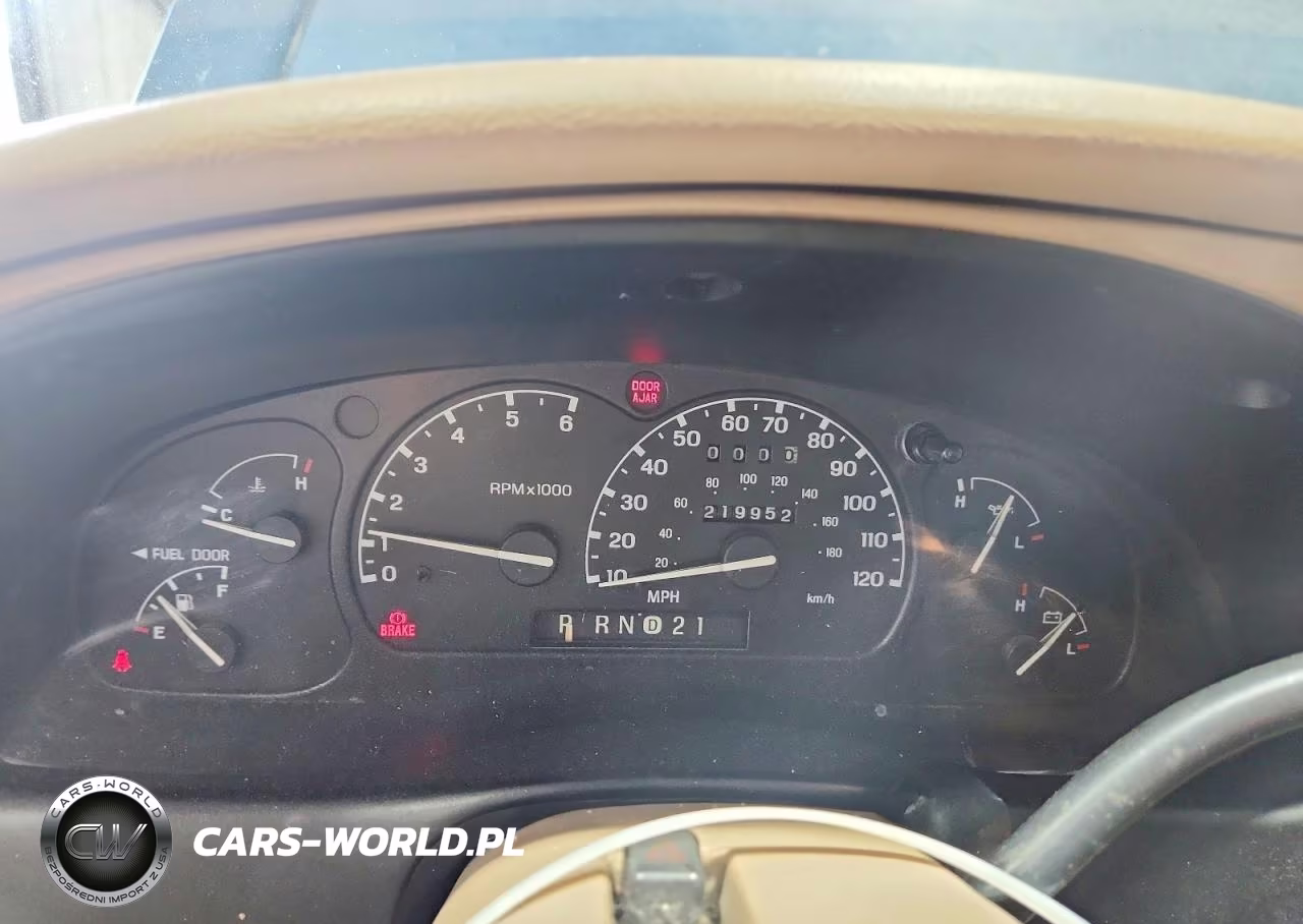 2000 Ford Explorer Eddie Bauer VIN:1FMZU74E3YZC20908 - 9