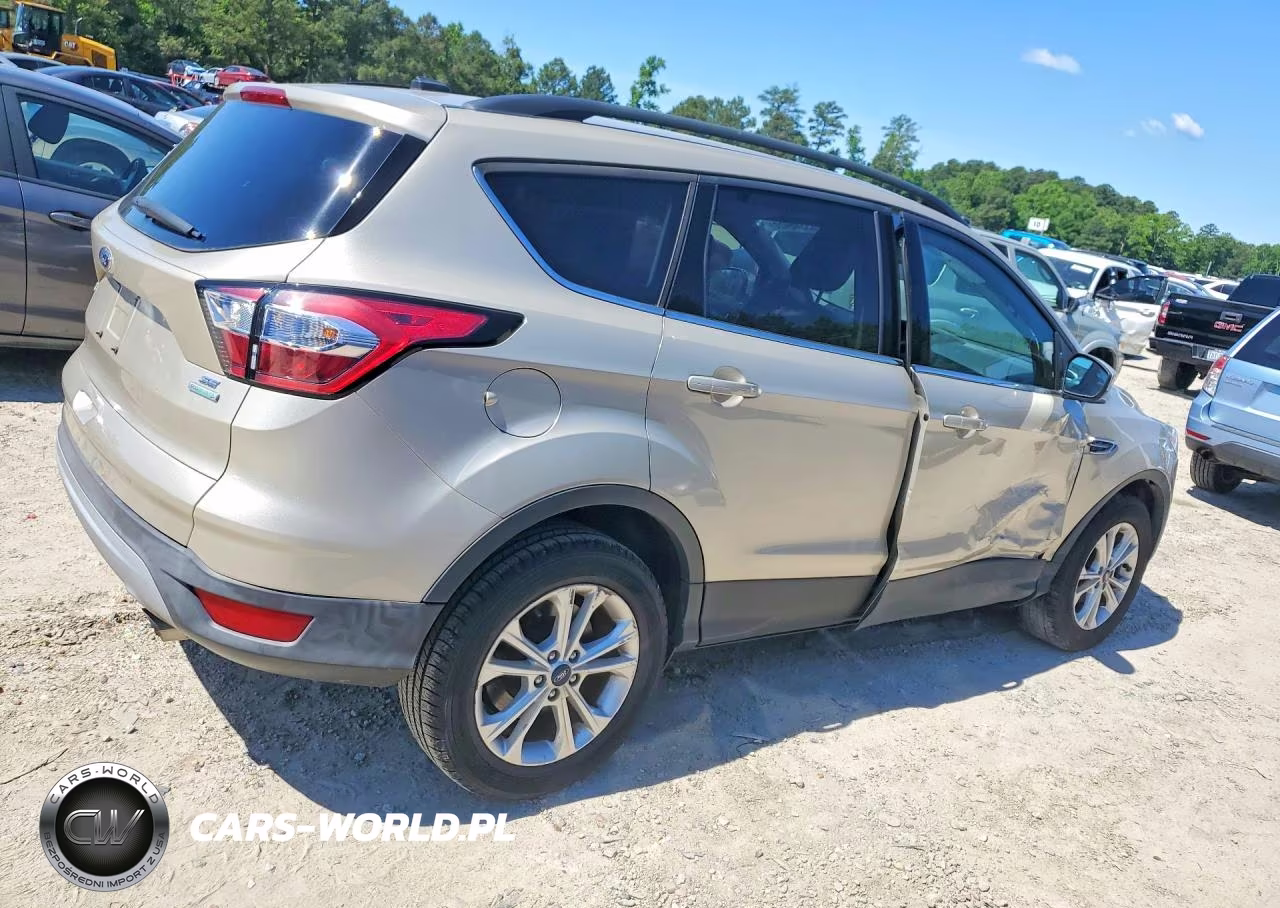 2018 Ford Escape Se VIN:1FMCU0GD1JUD07435 - 3