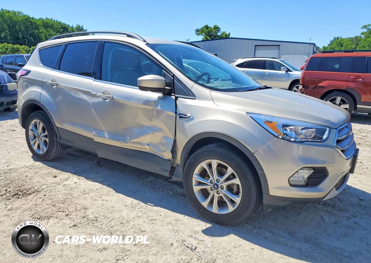 2018 Ford Escape Se VIN:1FMCU0GD1JUD07435 - 4