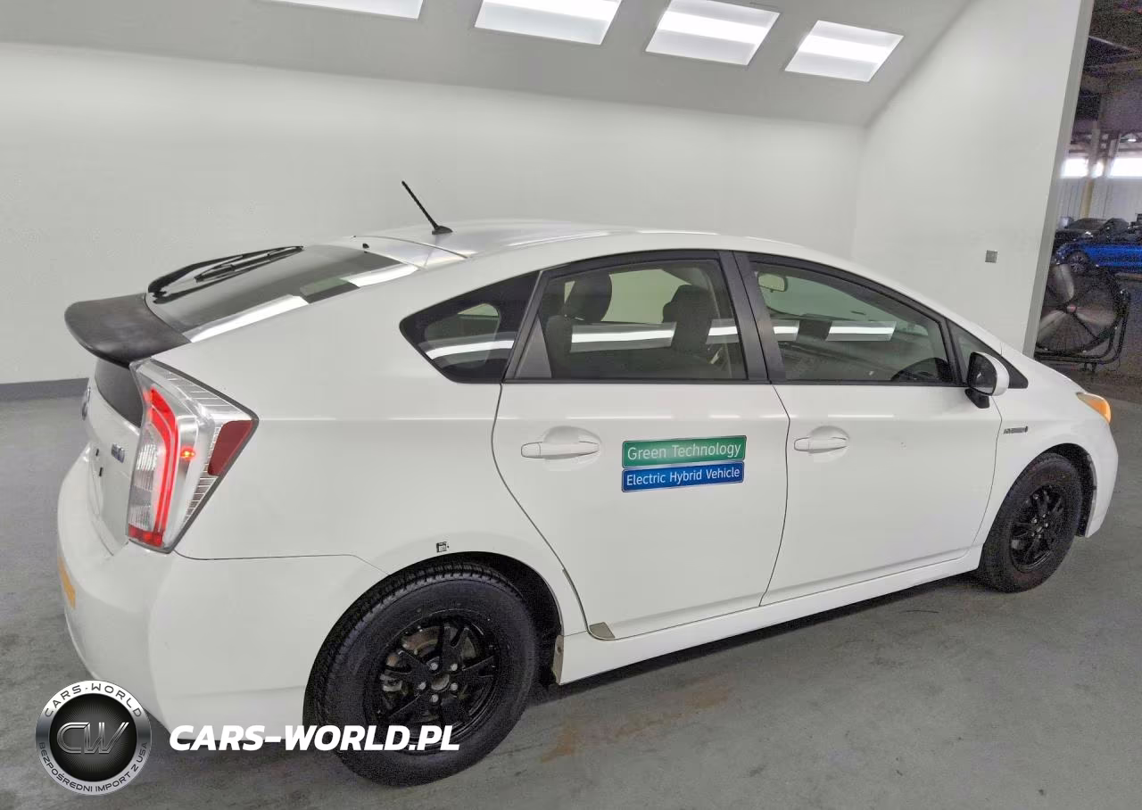 2012 Toyota Prius Two VIN:JTDKN3DU1C5497723 - 3