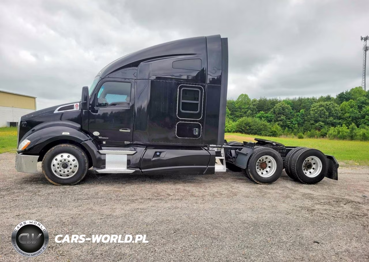 2016 Kenworth T680 Trucks Semi Truck VIN:1XKYDP9XXGJ483036 - 11