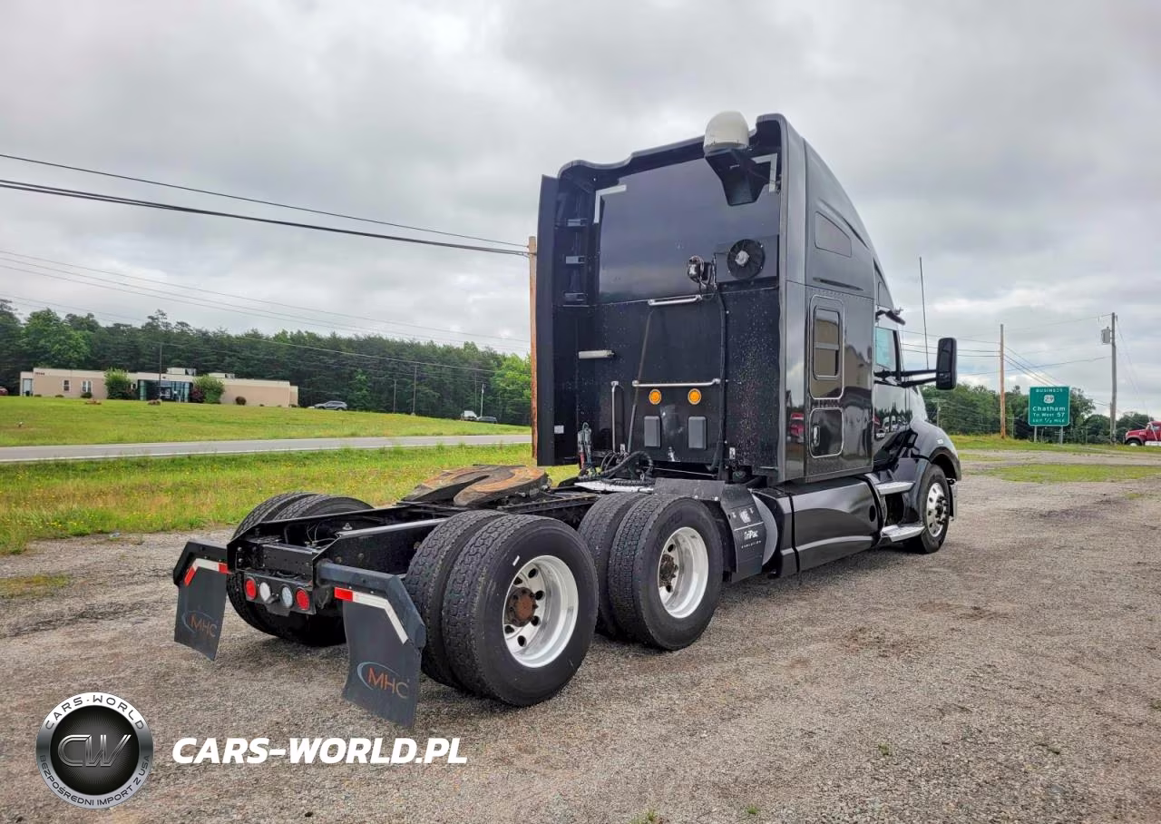 2016 Kenworth T680 Trucks Semi Truck VIN:1XKYDP9XXGJ483036 - 4