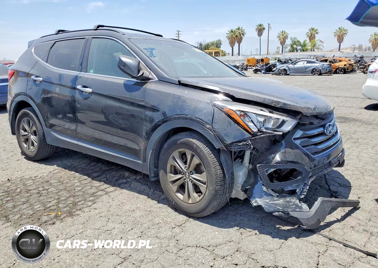 2016 Hyundai Santa Fe VIN:5XYZU3LB4GG337592 - 4