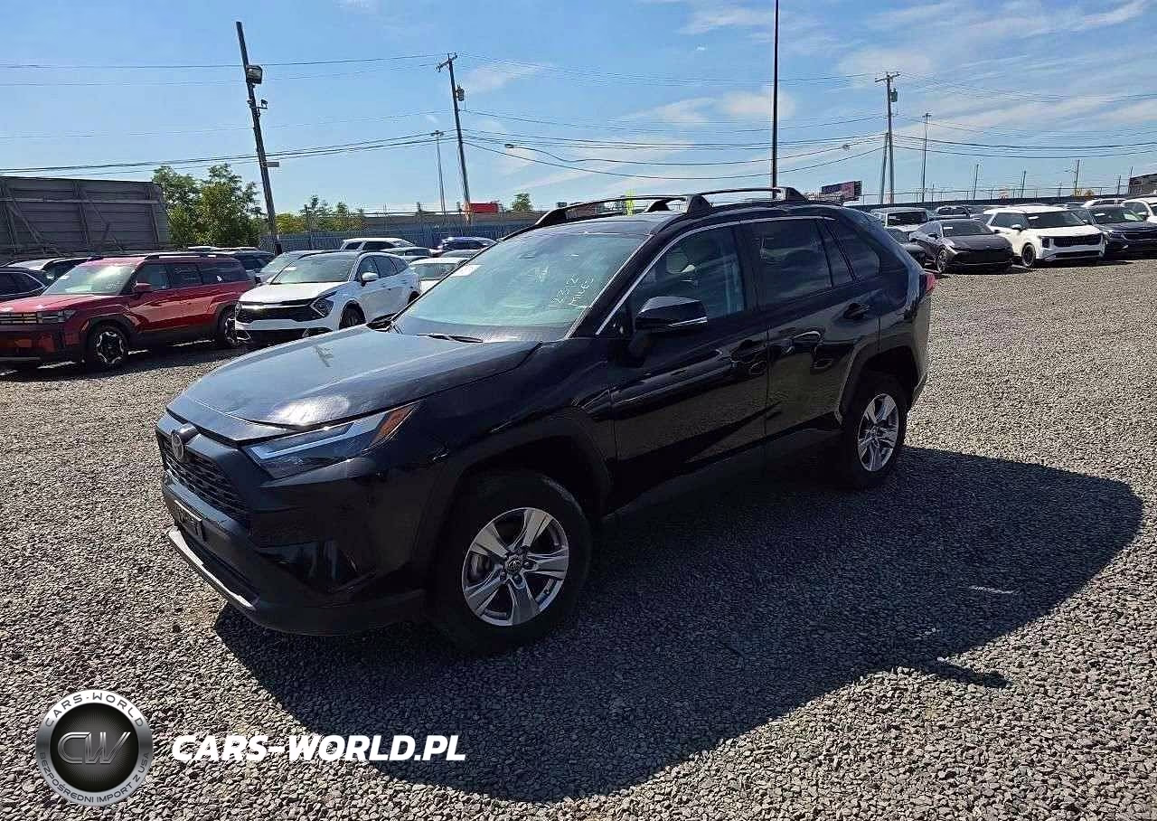 2023 Toyota Rav4 Xle – zdjęcie 1 z 15