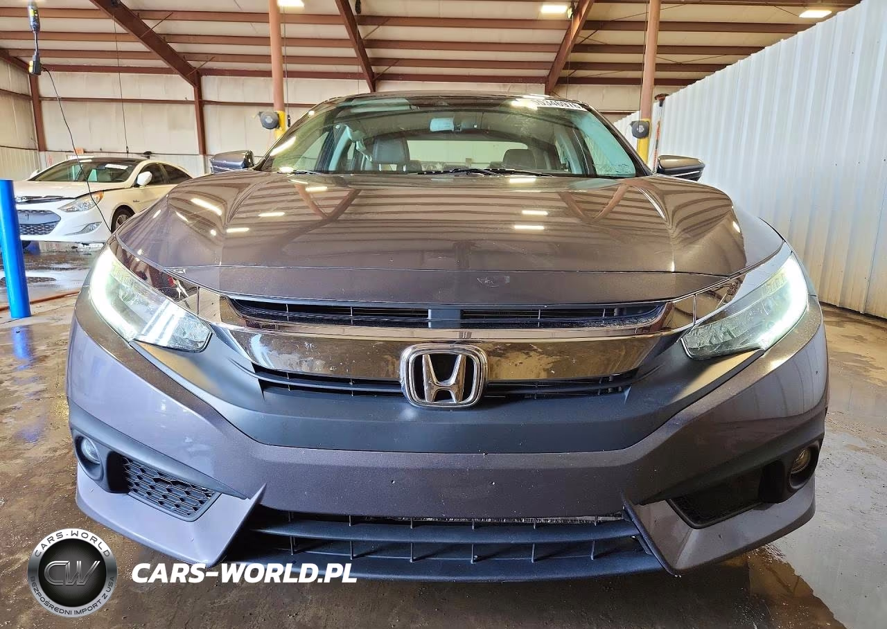 2016 Honda Civic Touring VIN:2HGFC1F90GH635062 - 5