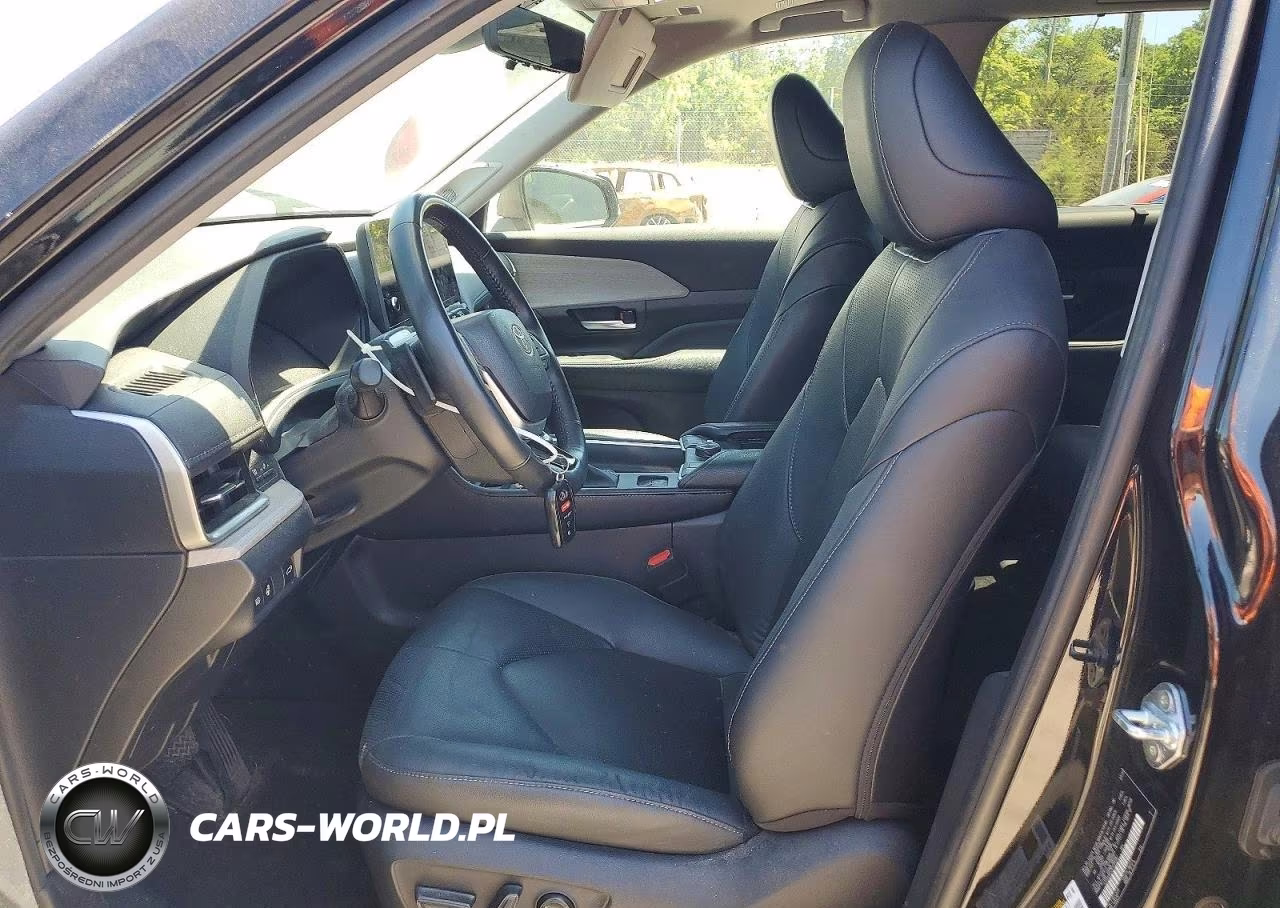 2024 Toyota Grand Highlander Platinum VIN:5TDAAAB52RS005887 - 7