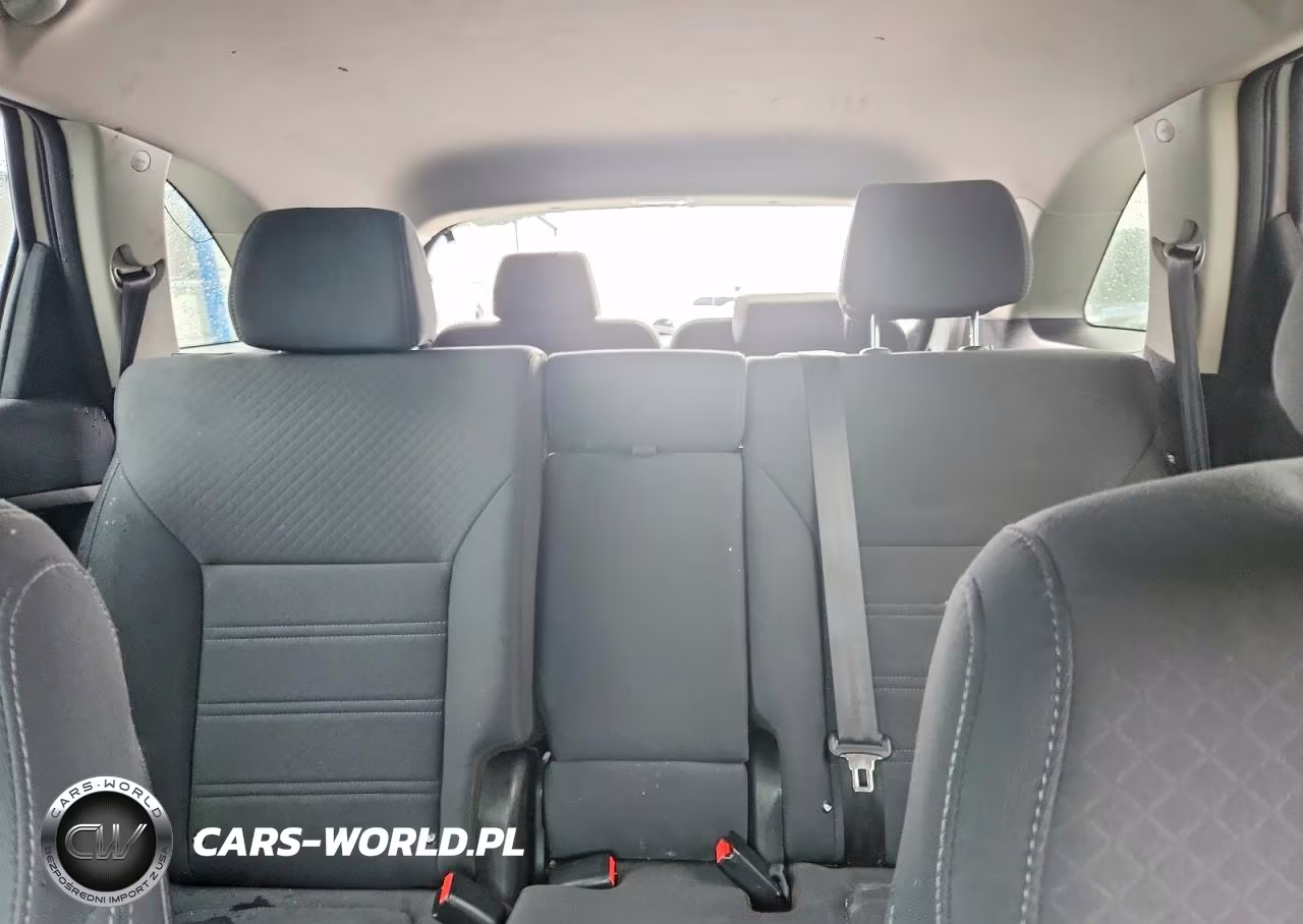 2018 Kia Sorento Lx VIN:5XYPG4A30JG415762 - 10