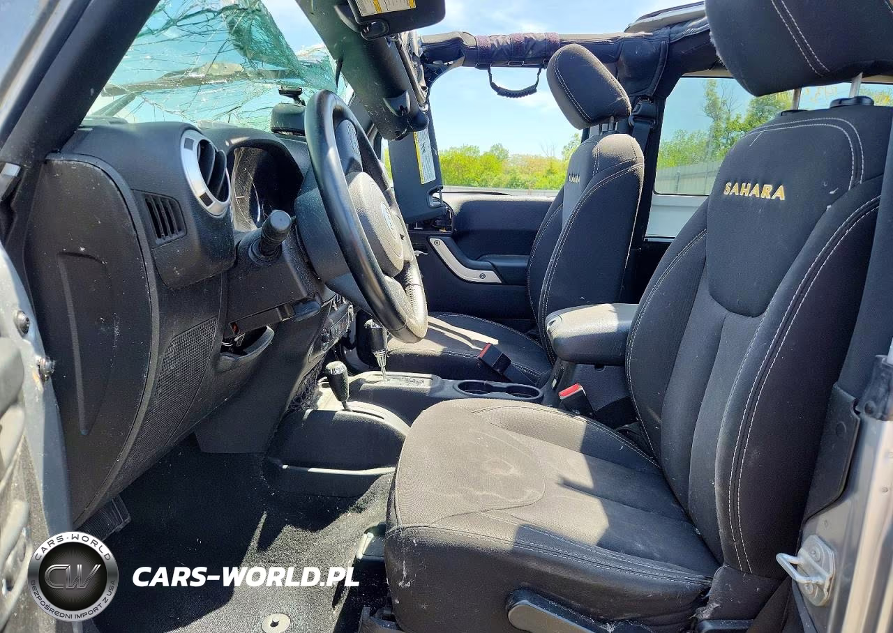 2015 Jeep Wrangler Sahara VIN:1C4AJWBG2FL652639 - 7