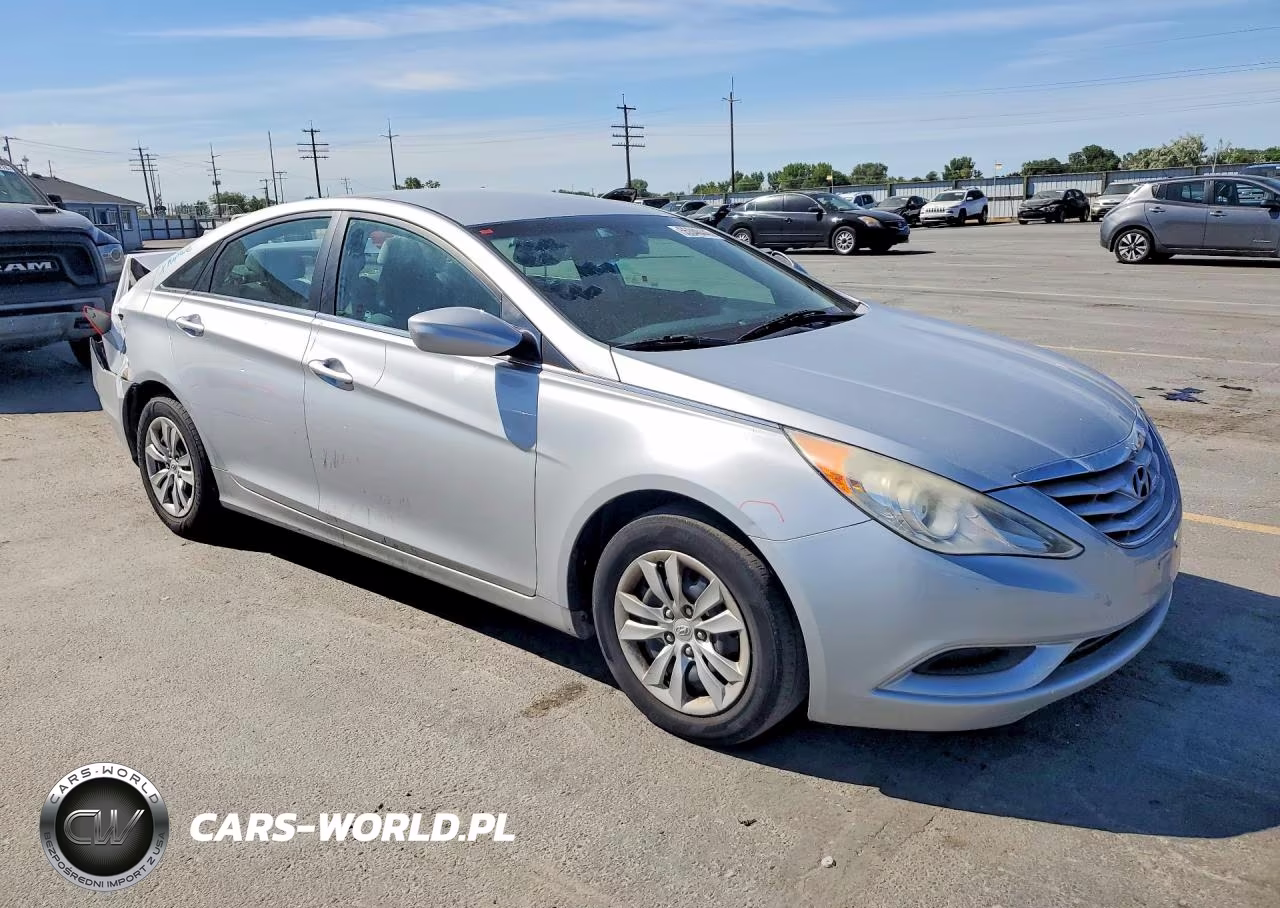 2012 Hyundai Sonata Gls VIN:5NPEB4AC2CH319598 - 4
