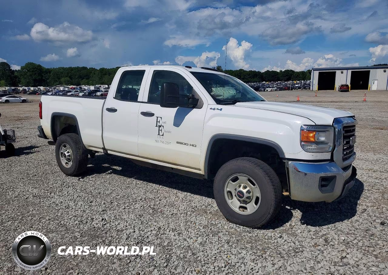 2017 GMC Sierra K2500 Heavy Duty VIN:1GT22REG5HZ306129 - 4