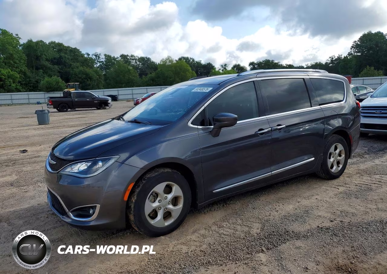 2017 Chrysler Pacifica Touring L Plus – zdjęcie 1 z 13