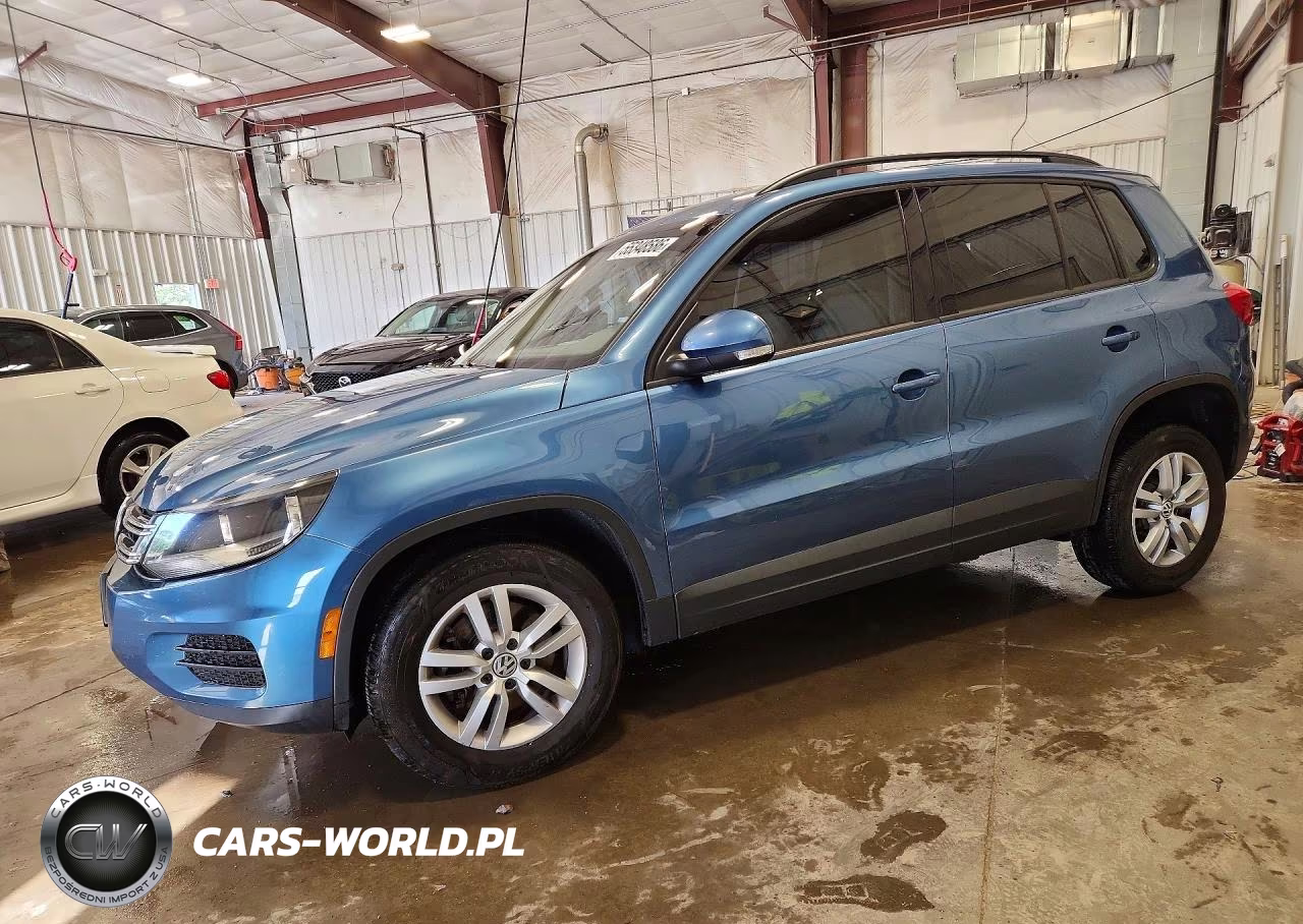 2017 Volkswagen Tiguan S-Limited