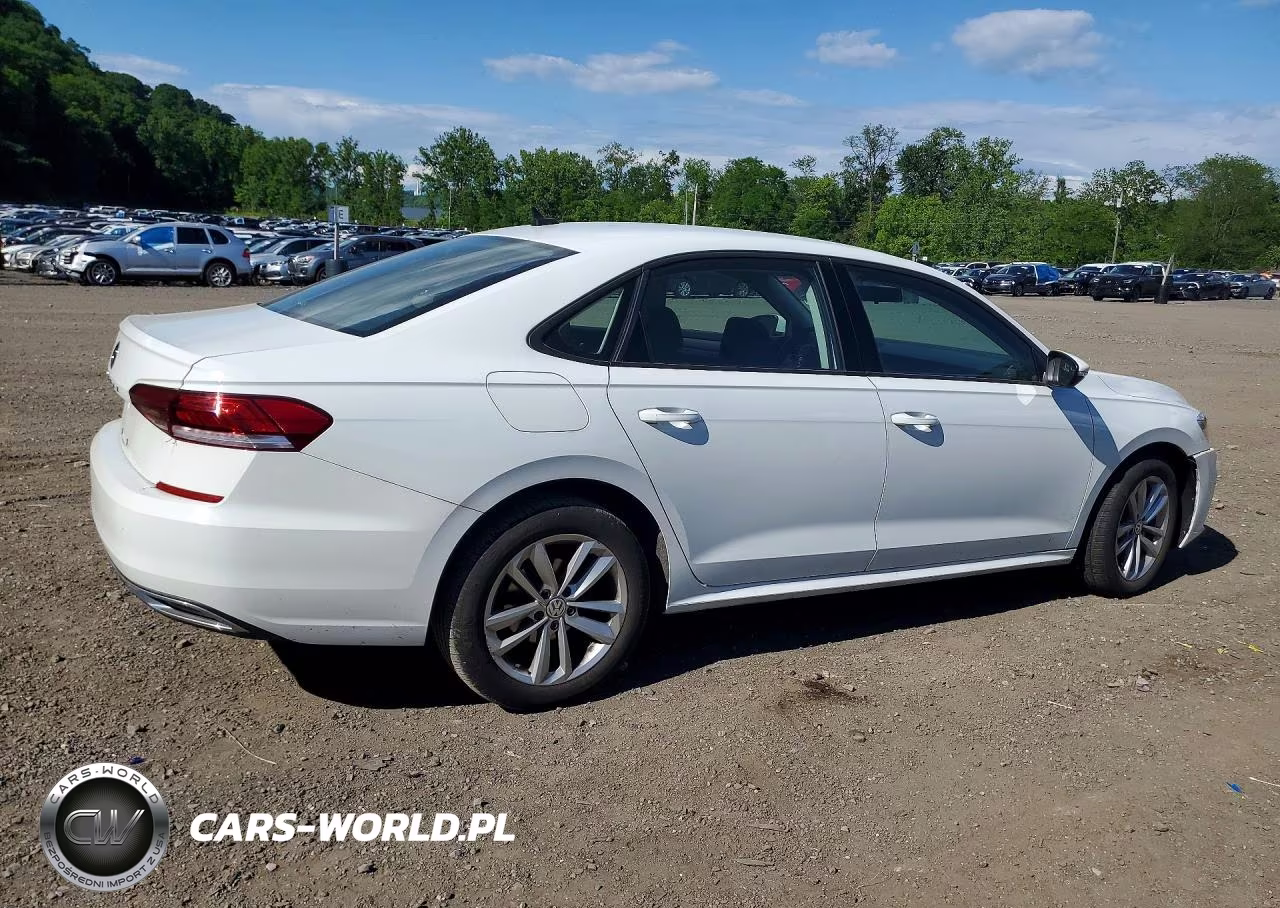 2021 Volkswagen Passat S VIN:1VWAA7A37MC013008 - 3