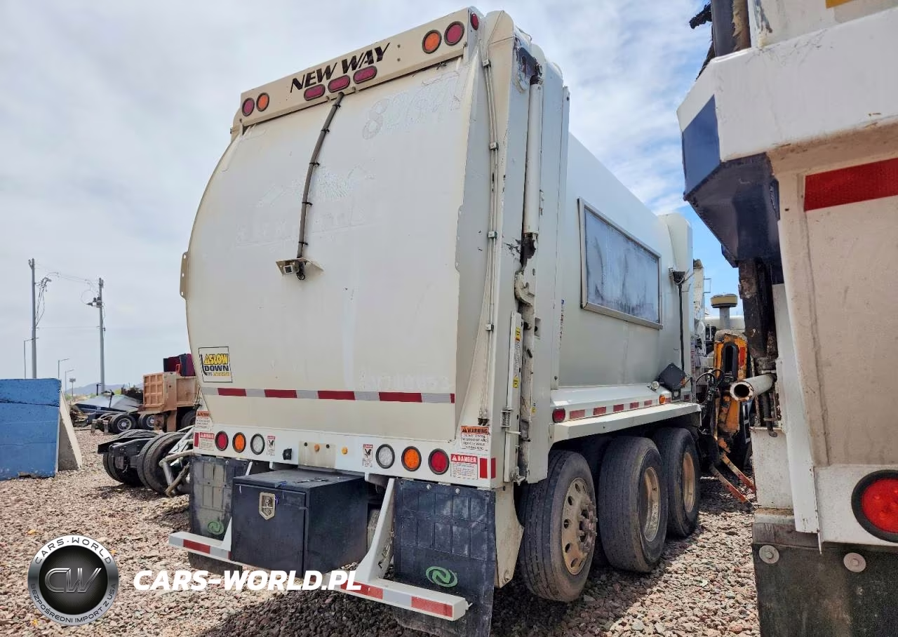 2021 Peterbilt 520 VIN:3BPDXJ0XXMF111260 - 4