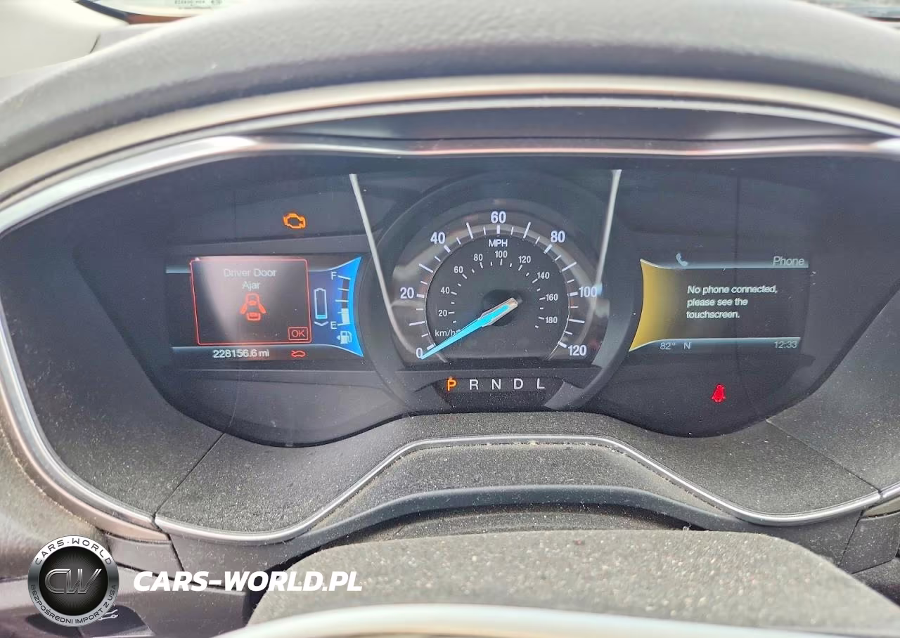 2014 Ford Fusion Se Hybrid VIN:3FA6P0LUXER372818 - 9
