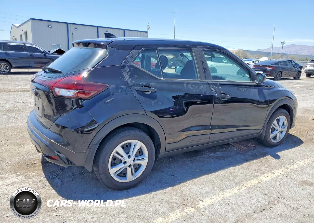 2025 Nissan Kicks Play S VIN:3N1CP5BV8SL495894 - 3