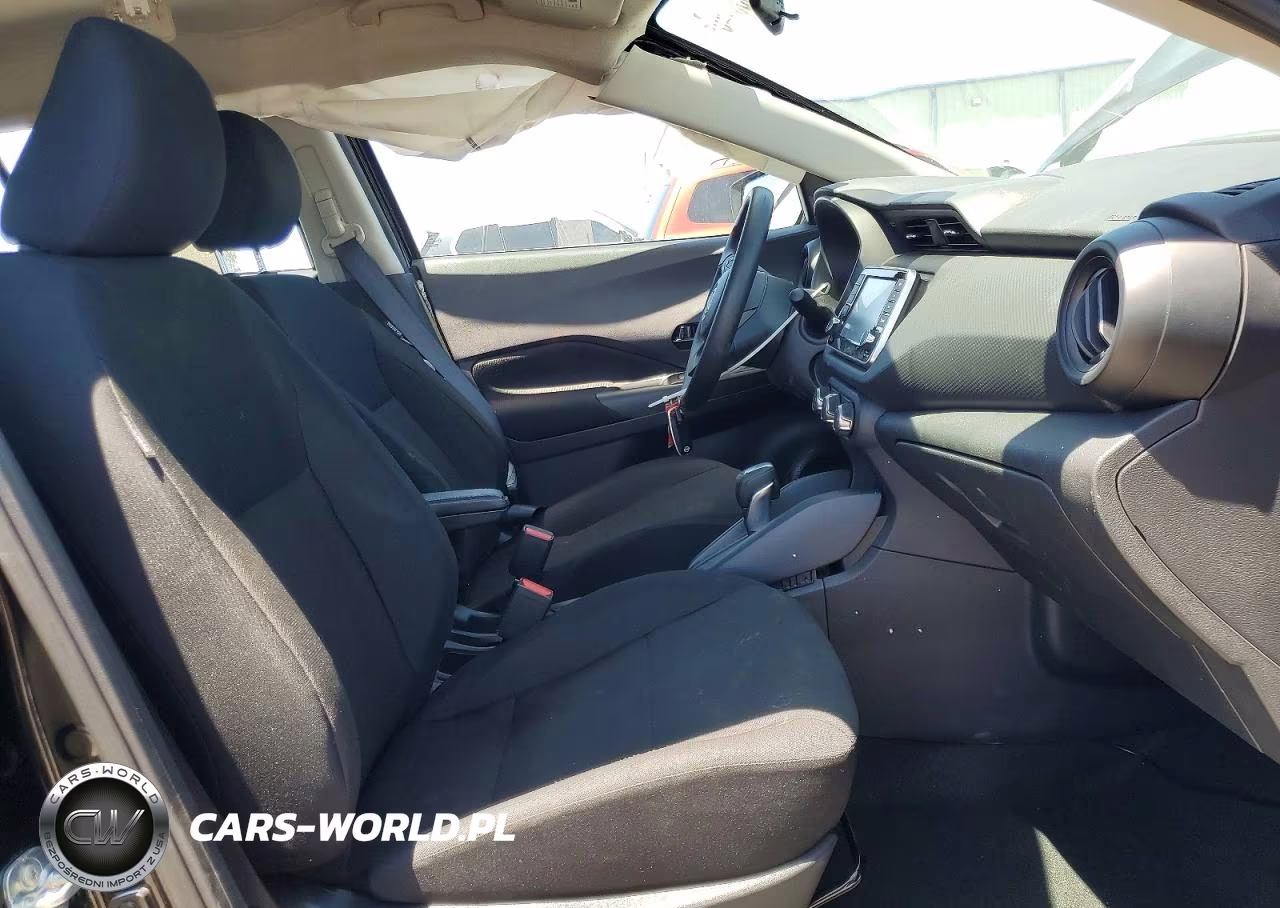 2025 Nissan Kicks Play S VIN:3N1CP5BV8SL495894 - 7