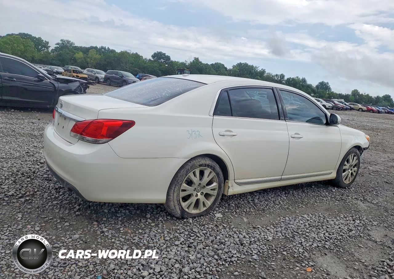 2011 Toyota Avalon Base VIN:4T1BK3DB1BU373703 - 3