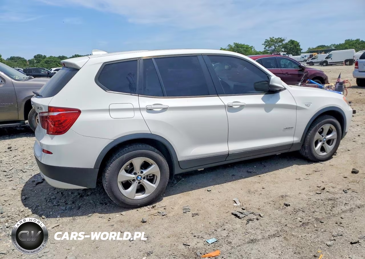 2011 BMW X3 xDrive28I VIN:5UXWX5C52BL703965 - 3