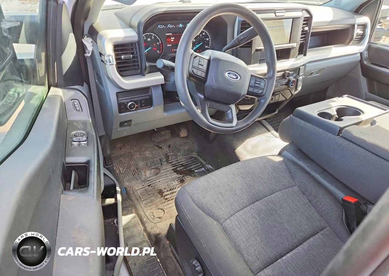 2025 Ford F550 Super Duty VIN:1FDUF5HT8SDA17888 - 8