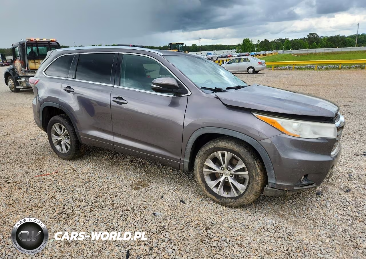 2014 Toyota Highlander Xle VIN:5TDKKRFH0ES029006 - 4