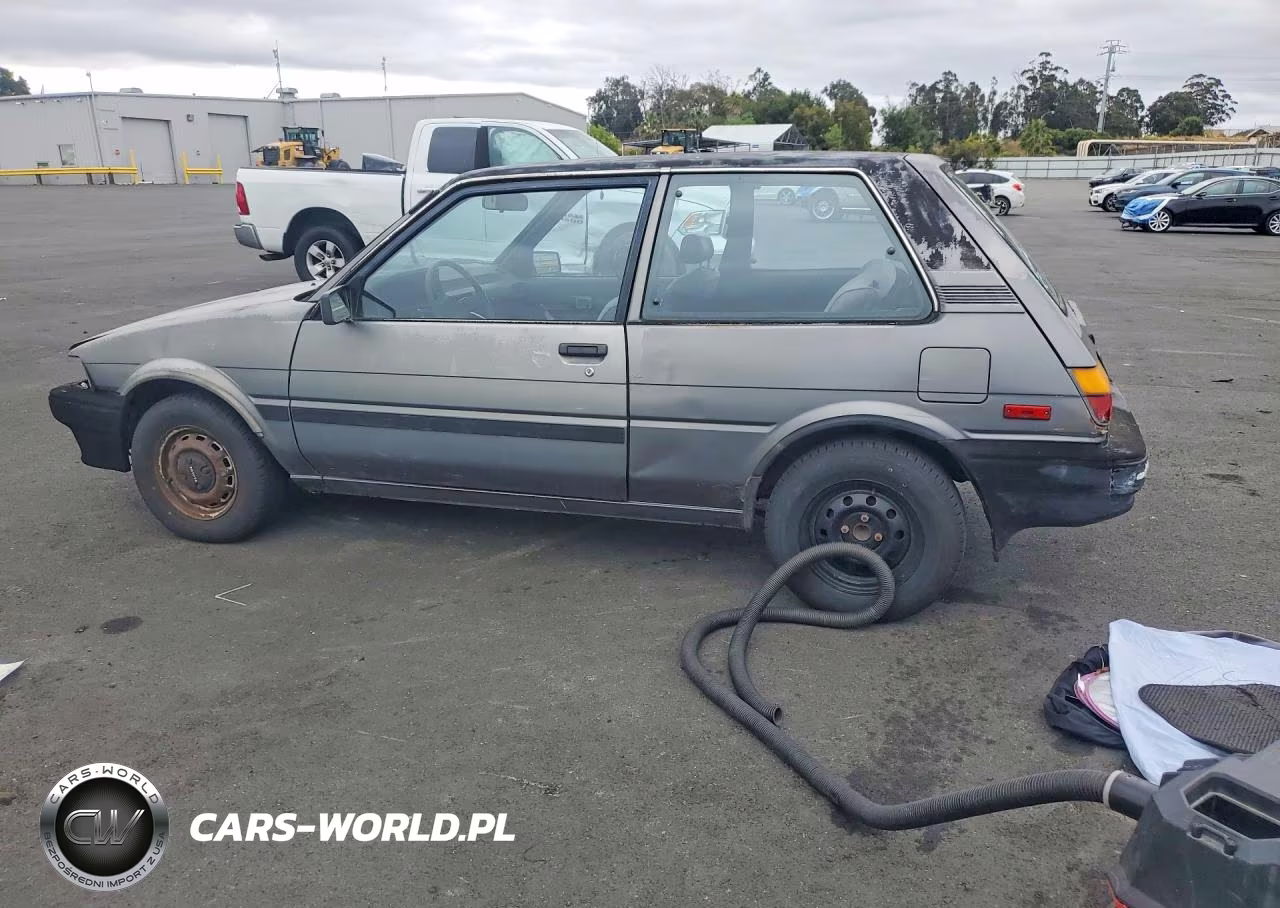 1988 Toyota Corolla Deluxe VIN:1NXAE82G4JZ527804 - 2