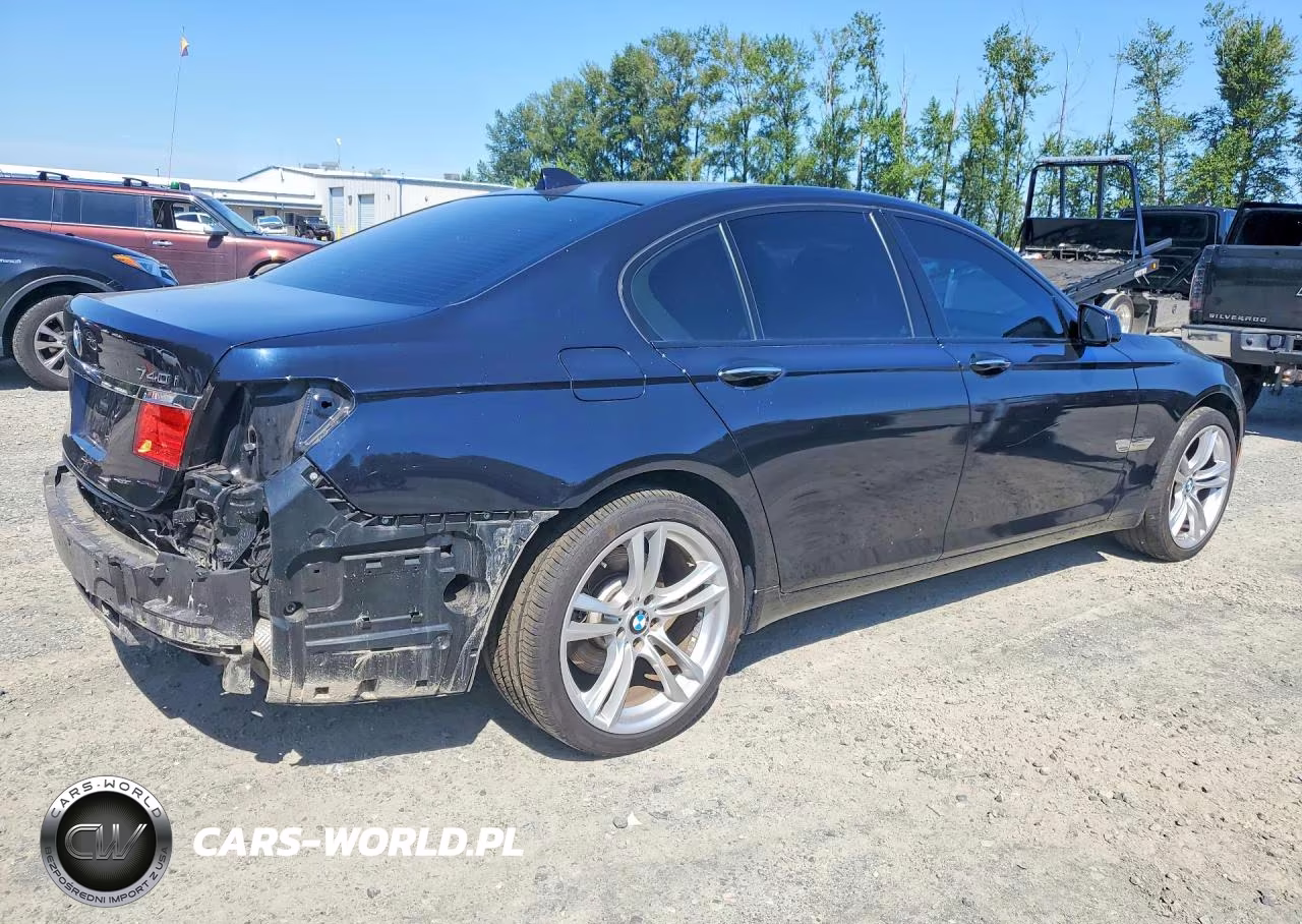 2011 BMW 740 I VIN:WBAKA4C52BC392093 - 3