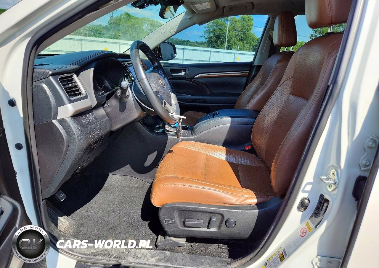 2018 Toyota Highlander Limited Platinum VIN:5TDDZRFH6JS492279 - 7