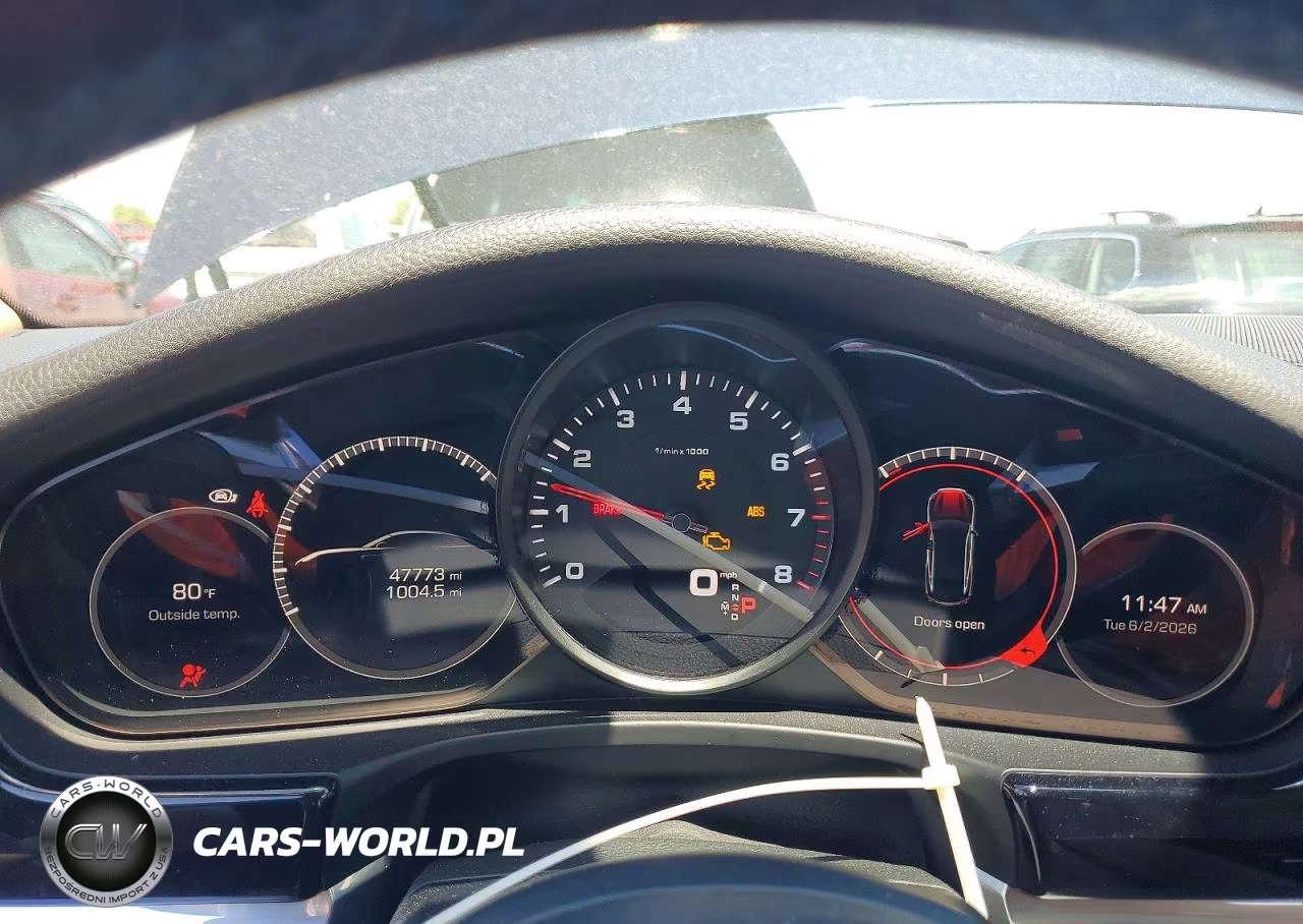 2018 Porsche Panamera 4 VIN:WP0AA2A76JL107529 - 9