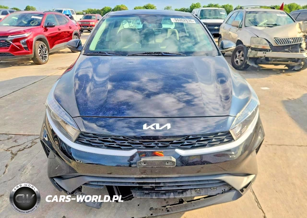 2022 Kia Forte Lxs VIN:3KPF24AD5NE491712 - 5