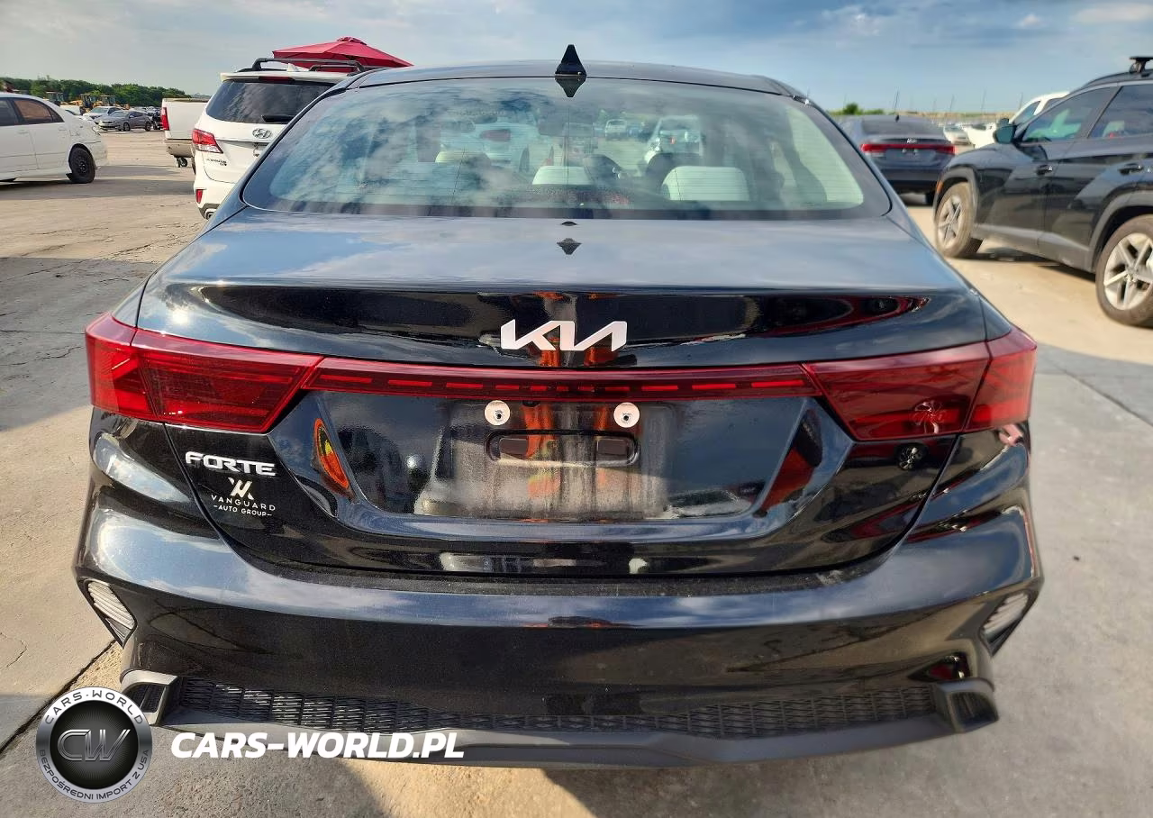 2022 Kia Forte Lxs VIN:3KPF24AD5NE491712 - 6