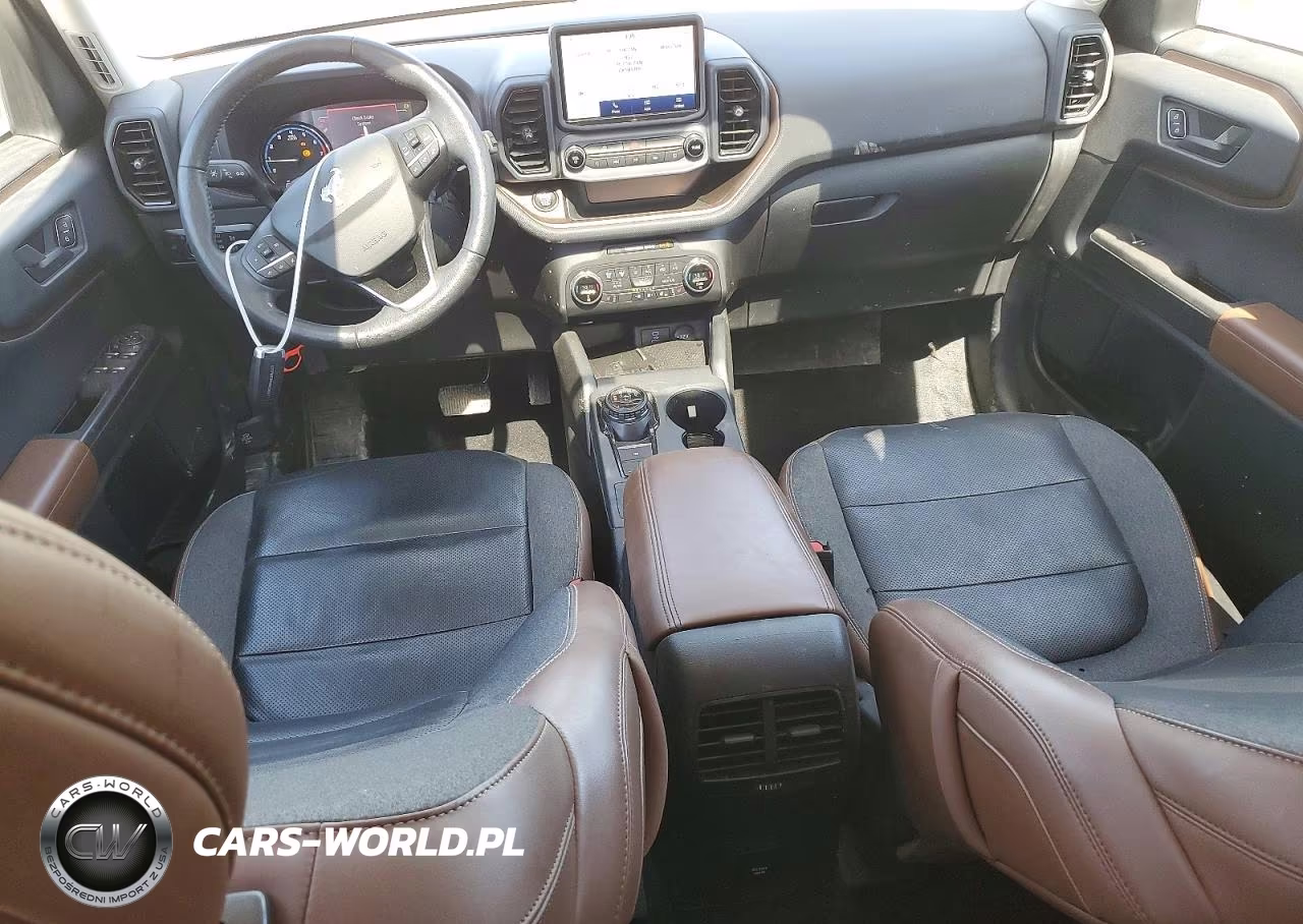 2021 Ford Bronco Sport Outer Banks VIN:3FMCR9C65MRA04280 - 8