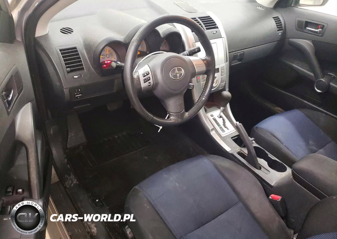 2007 Scion Tc Base VIN:JTKDE167X70151301 - 8