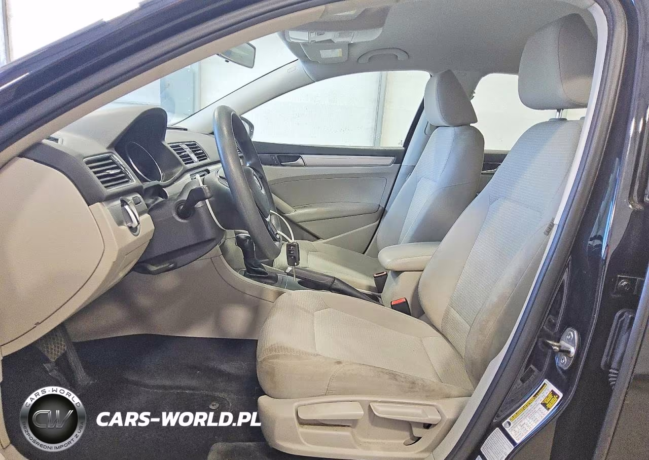 2017 Volkswagen Passat S VIN:1VWAT7A39HC083075 - 7