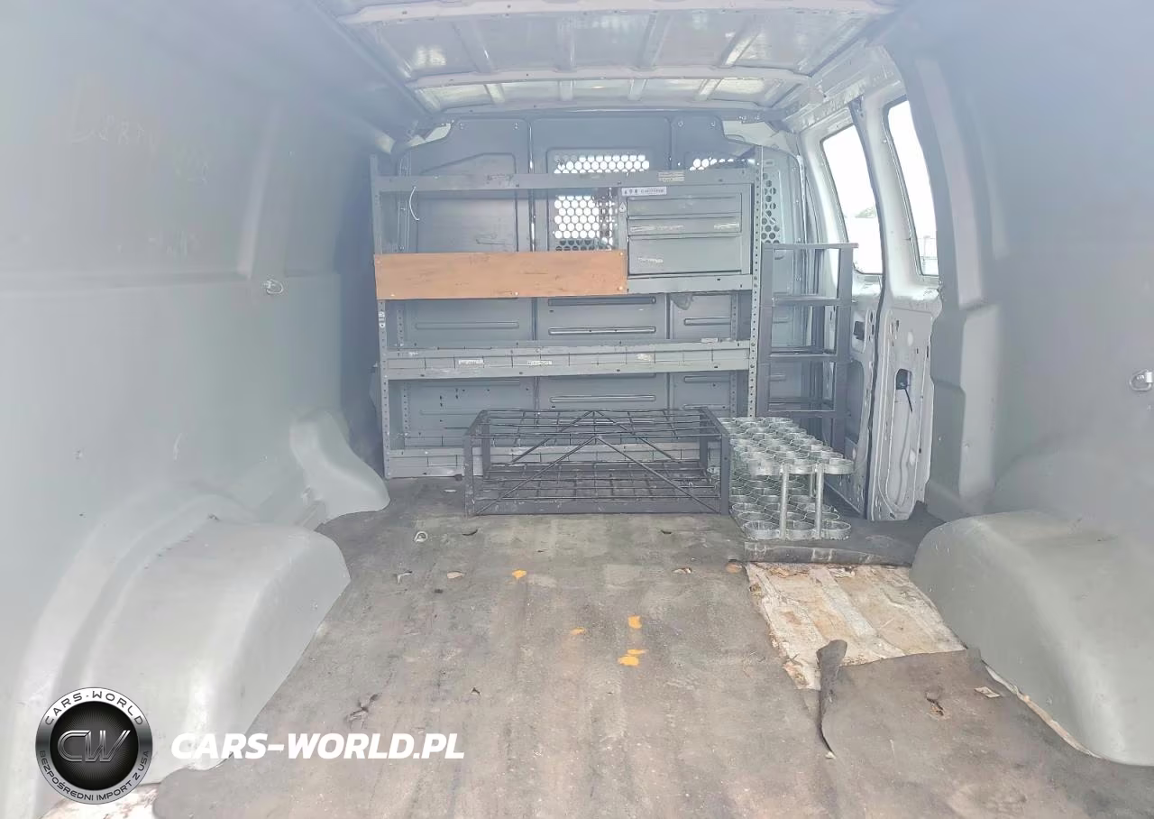 2013 Ford Econoline E150 Van VIN:1FTNE1EW9DDA13693 - 10