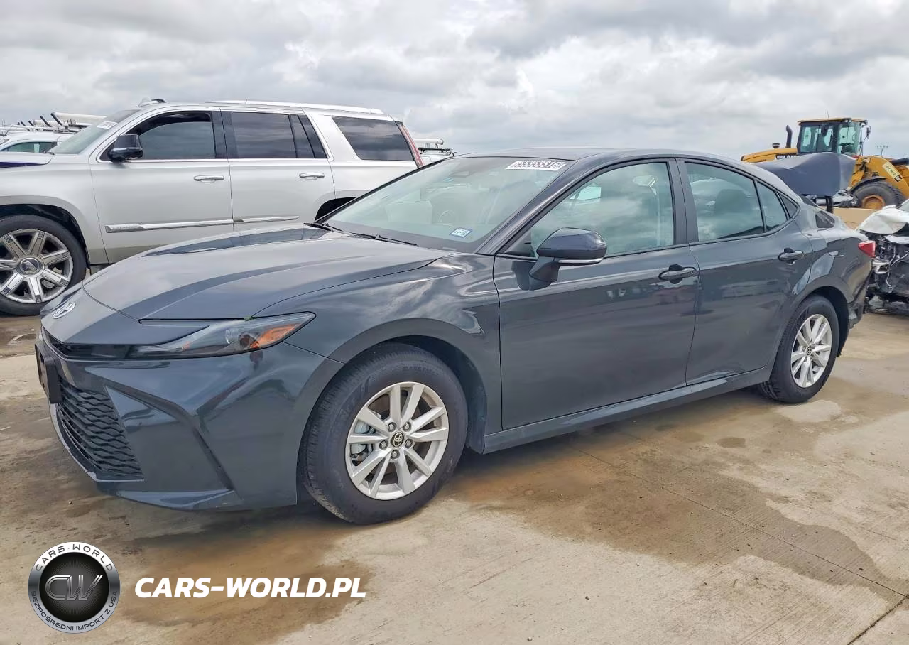 2026 Toyota Camry Le – zdjęcie 1 z 12