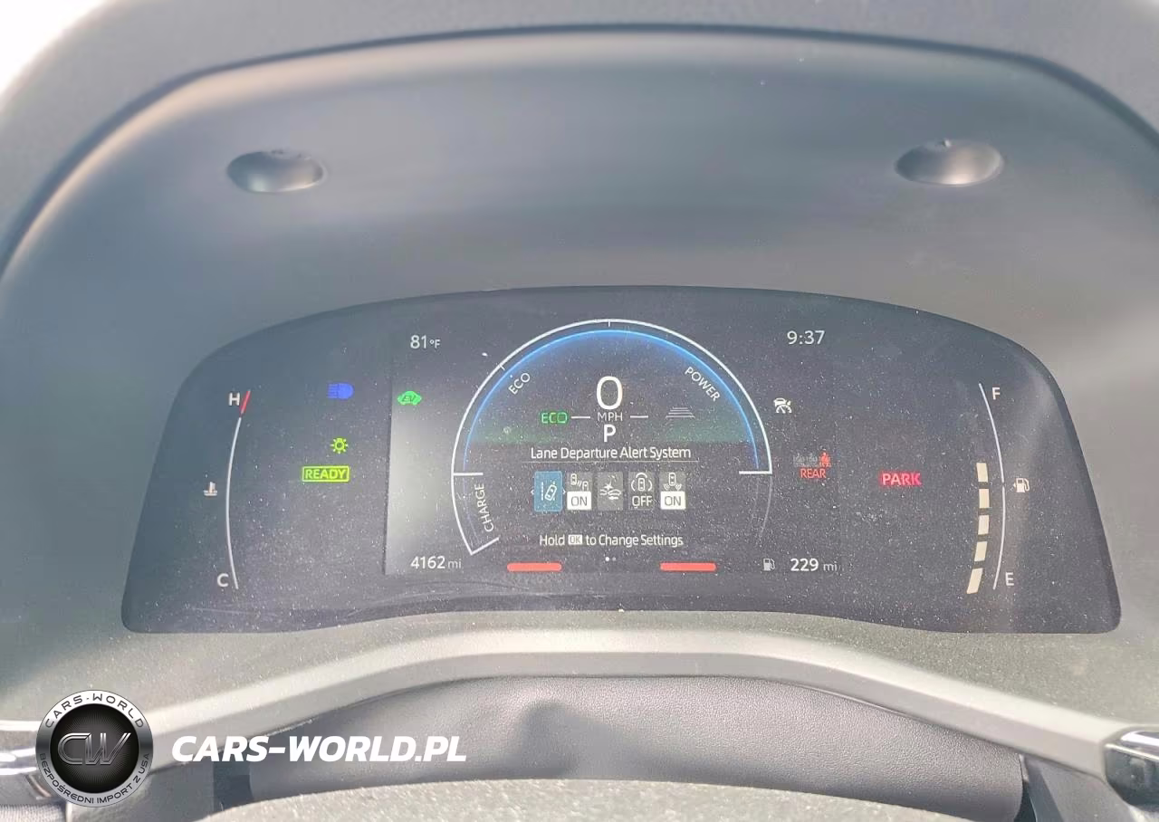 2026 Toyota Camry Le VIN:4T1DAACK2TU250270 - 9