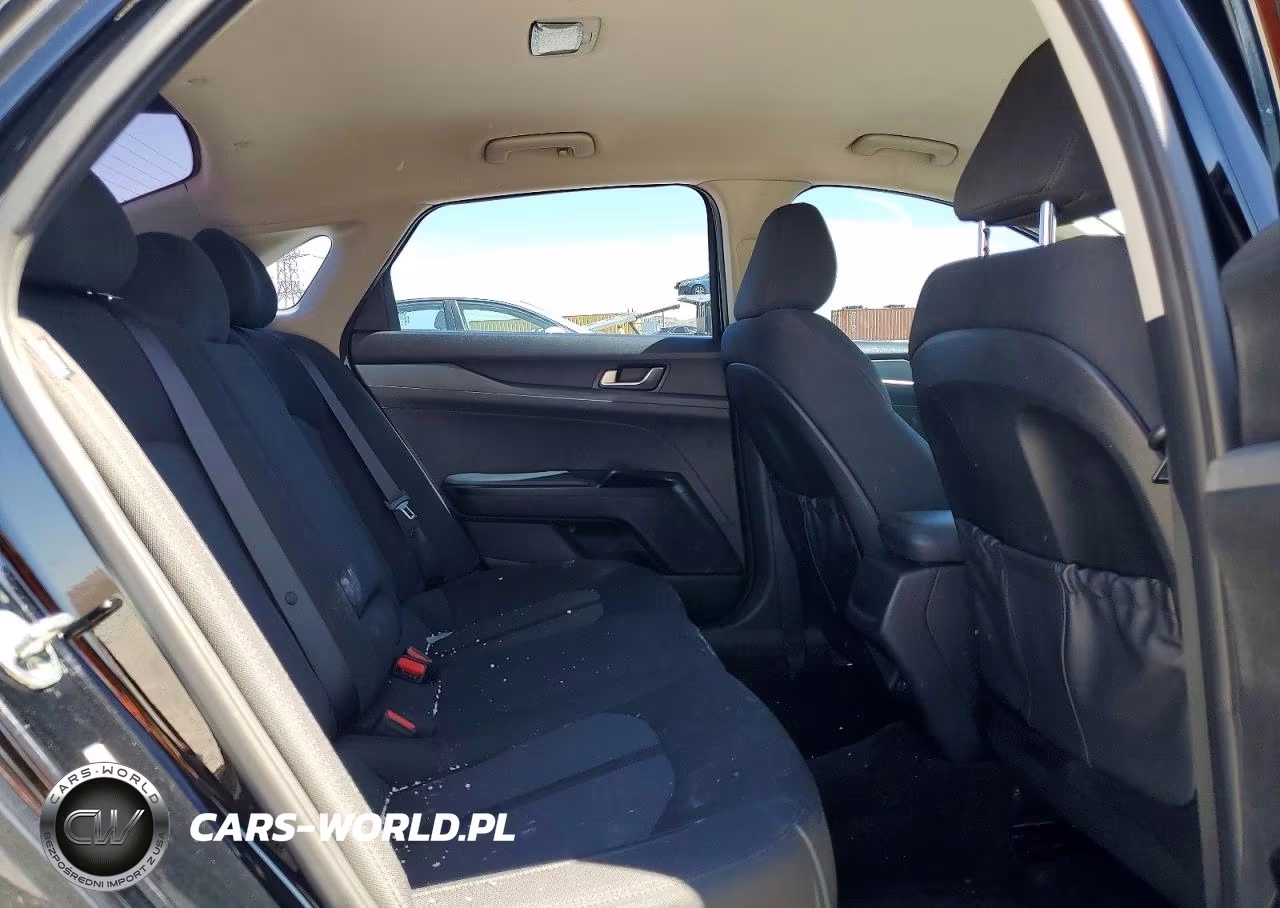 2022 Kia K5 Lxs VIN:5XXG14J2XNG135947 - 10