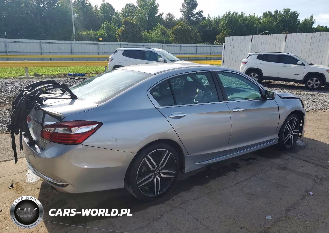2017 Honda Accord Sport VIN:1HGCR2F52HA141516 - 3