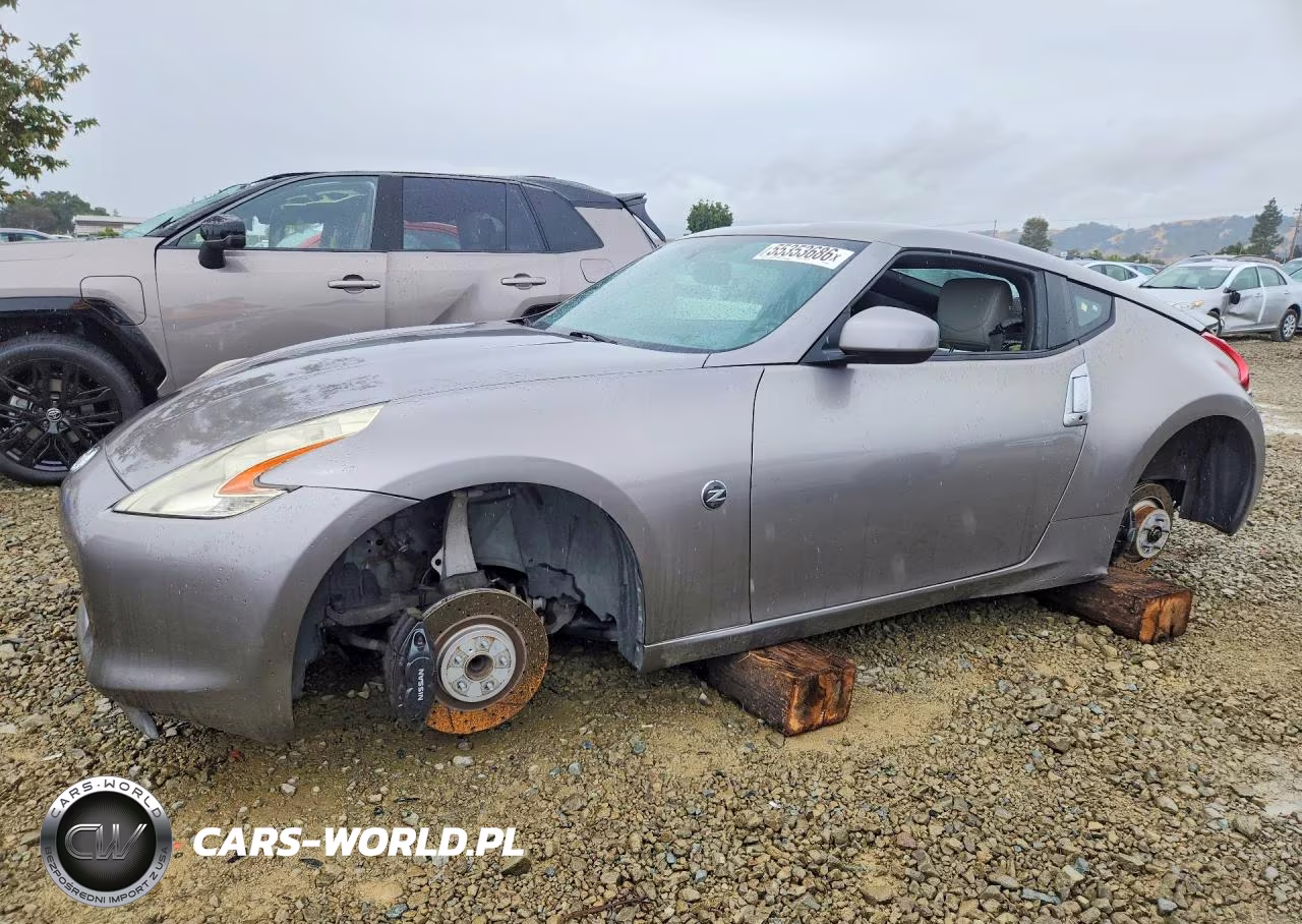 2010 Nissan 370Z Base