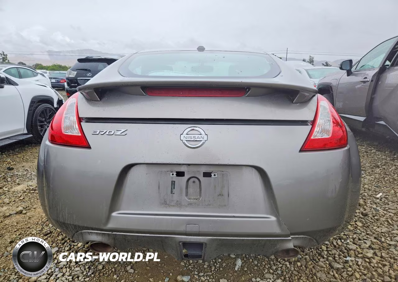 2010 Nissan 370Z Base VIN:JN1AZ4EH5AM500796 - 6