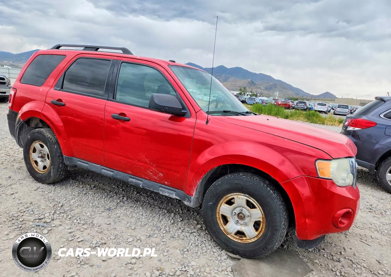 2009 Ford Escape Xlt VIN:1FMCU93G89KA95239 - 4