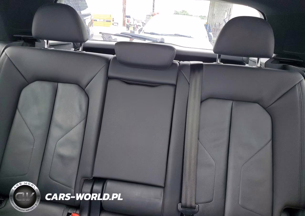 2019 Audi Q3 Premium VIN:WA1AECF31K1078383 - 10