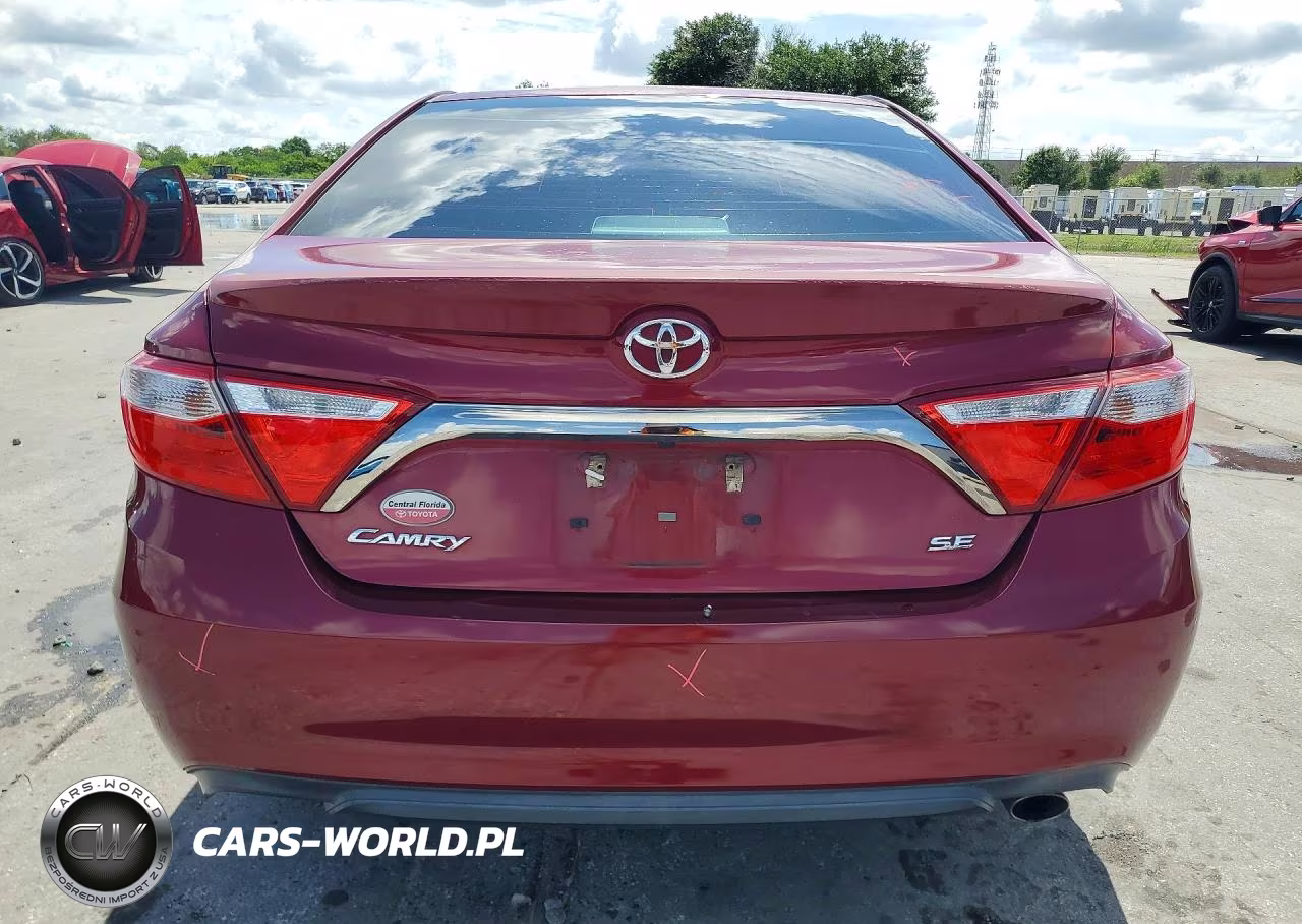 2017 Toyota Camry Se VIN:4T1BF1FK8HU623582 - 6