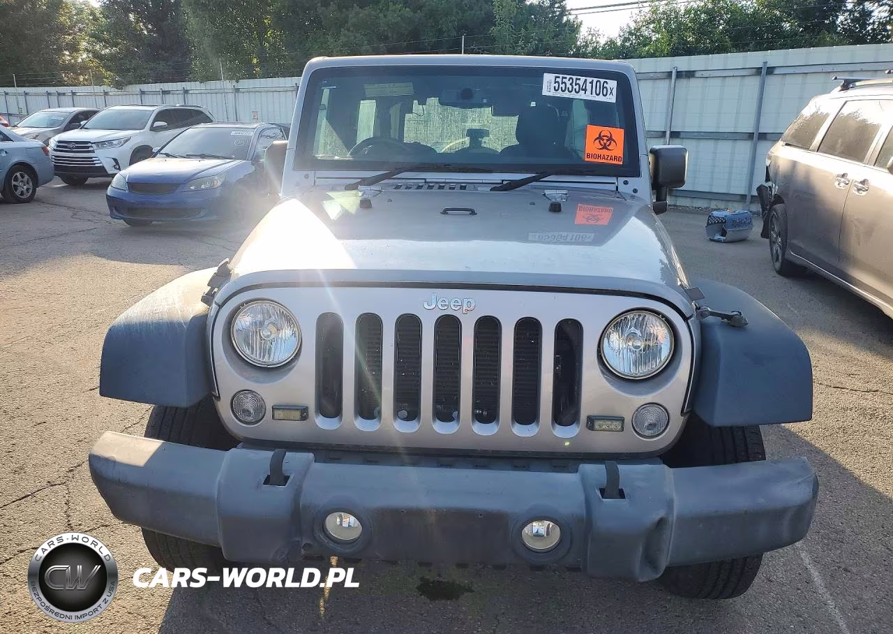 2016 Jeep Wrangler Unlimited Sport VIN:1C4BJWKG7GL200305 - 5